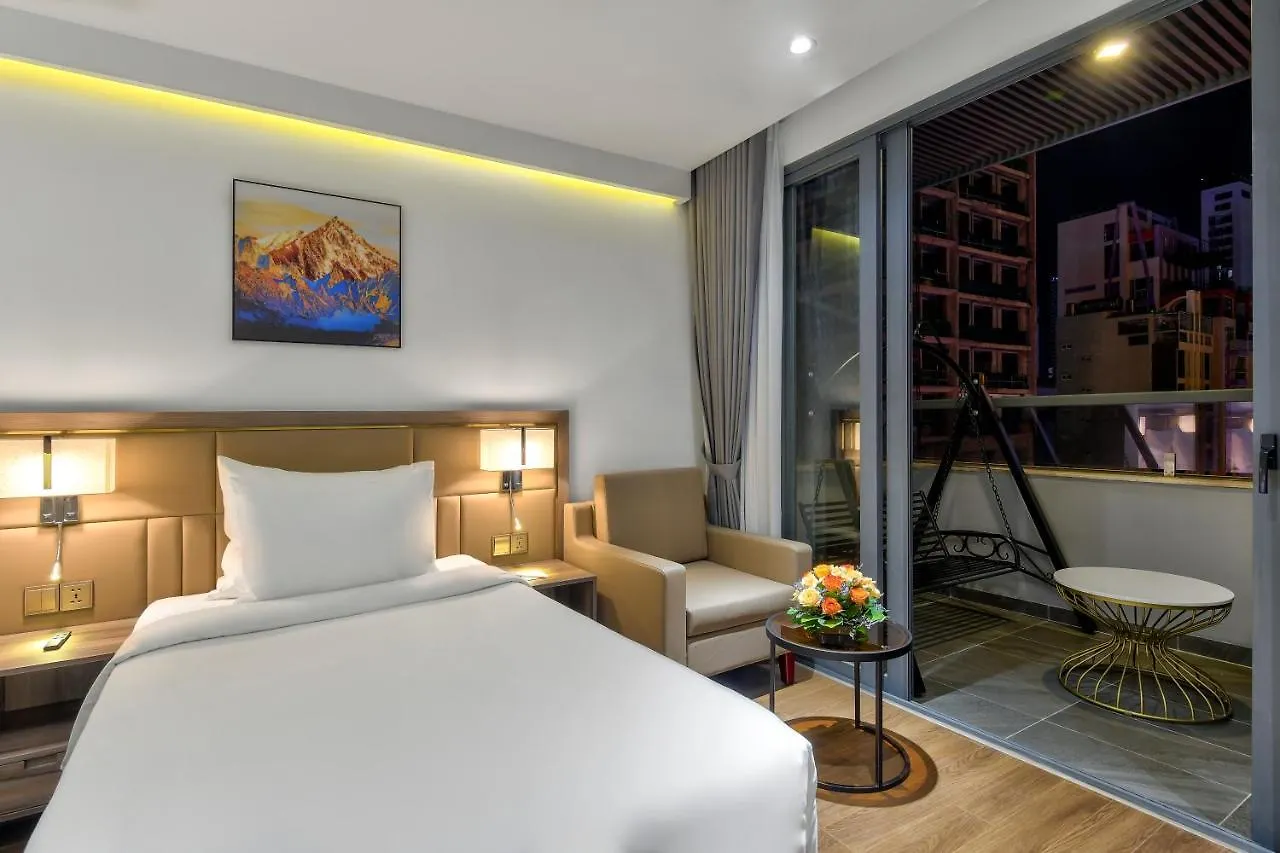 Maris Hotel Nha Trang